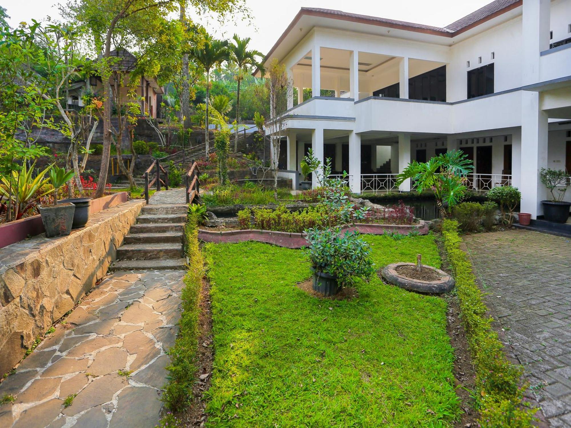 Hotel O Puncak Bogor Near Taman Safari ภายนอก รูปภาพ
